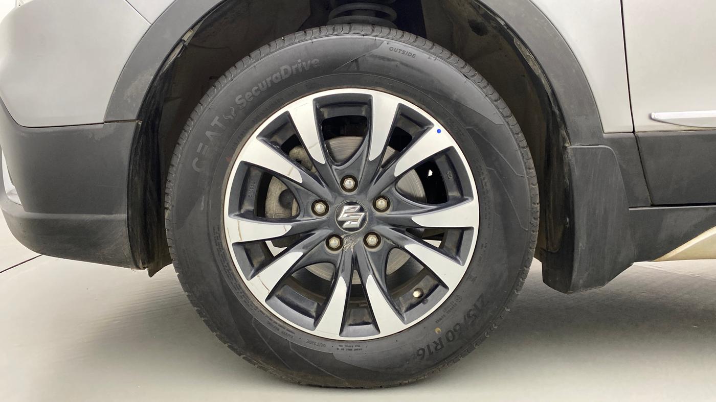 2017 Maruti S Cross ZETA SHVS, Diesel, Manual, 62,190 km, Left Front Wheel