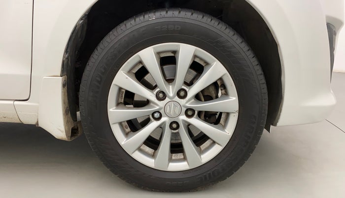 2013 Maruti Ertiga ZDI, Diesel, Manual, 1,05,320 km, Right Front Wheel