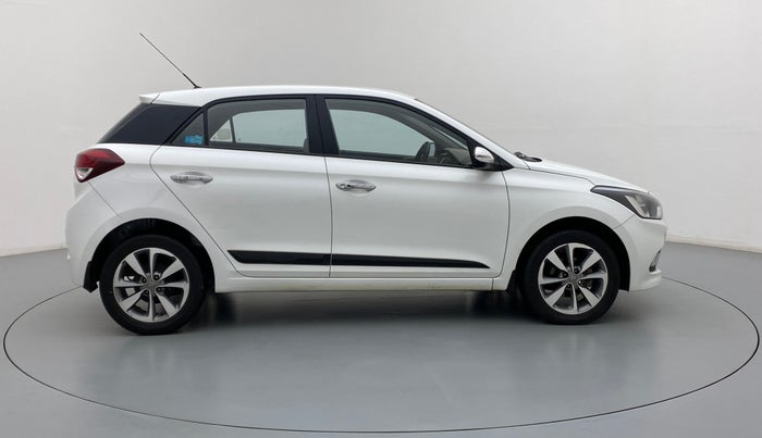 2014 Hyundai Elite i20 SPORTZ (O) 1.4, Diesel, Manual, 87,801 km, Right Side View