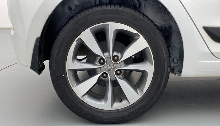 2014 Hyundai Elite i20 SPORTZ (O) 1.4, Diesel, Manual, 87,801 km, Right Rear Wheel