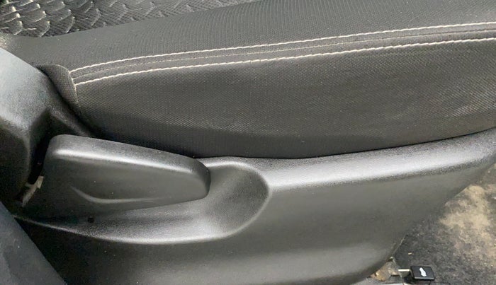 2021 Datsun Redi Go A, Petrol, Manual, 13,454 km, Driver Side Adjustment Panel