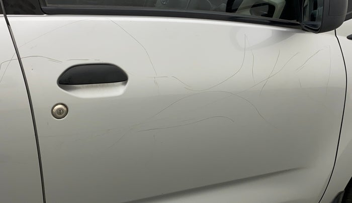 2021 Datsun Redi Go A, Petrol, Manual, 13,454 km, Driver-side door - Minor scratches