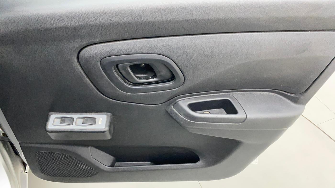2021 Datsun Redi Go A, Petrol, Manual, 13,454 km, Driver Side Door Panels Control
