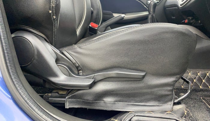 2020 Maruti Baleno ZETA PETROL 1.2, Petrol, Manual, 65,131 km, Driver Side Adjustment Panel