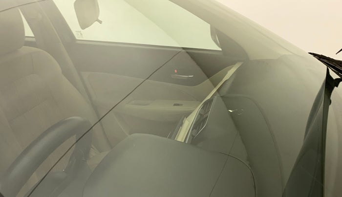 2017 Maruti Dzire VXI, Petrol, Manual, 68,979 km, Front windshield - Minor spot on windshield