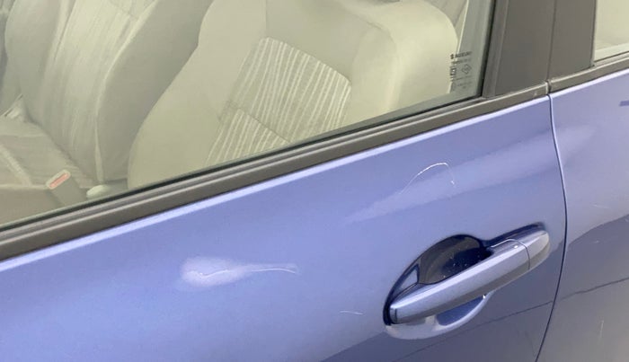 2017 Maruti Dzire VXI, Petrol, Manual, 68,979 km, Front passenger door - Minor scratches
