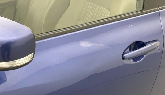 2017 Maruti Dzire VXI, Petrol, Manual, 68,979 km, Front passenger door - Slightly dented