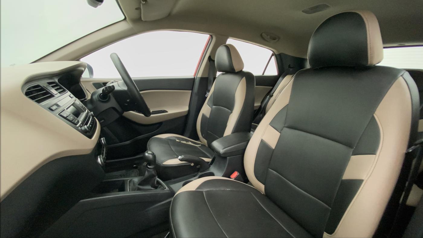 2016 Hyundai Elite i20 SPORTZ 1.2, Petrol, Manual, 81,188 km, Right Side Front Door Cabin