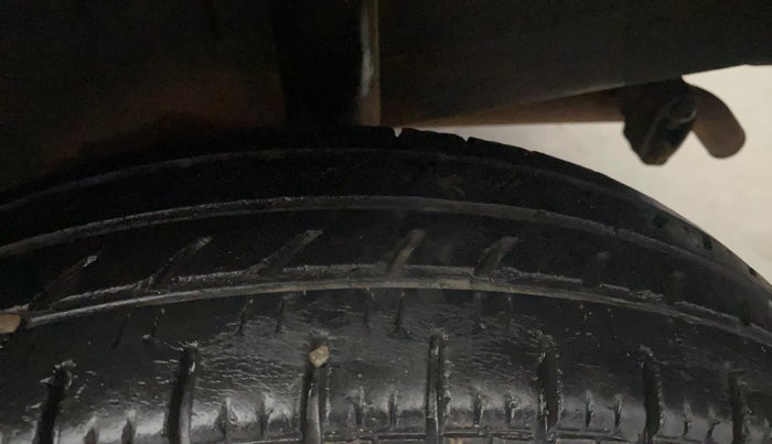 2019 Renault Kwid RXL, Petrol, Manual, 21,757 km, Left Rear Tyre Tread