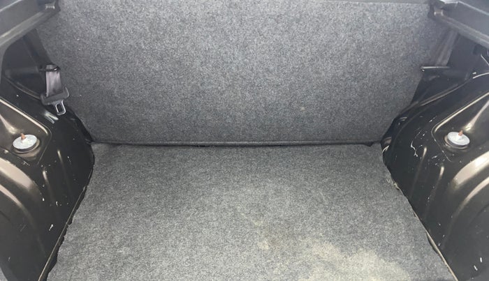 2019 Renault Kwid RXL, Petrol, Manual, 21,757 km, Boot Inside