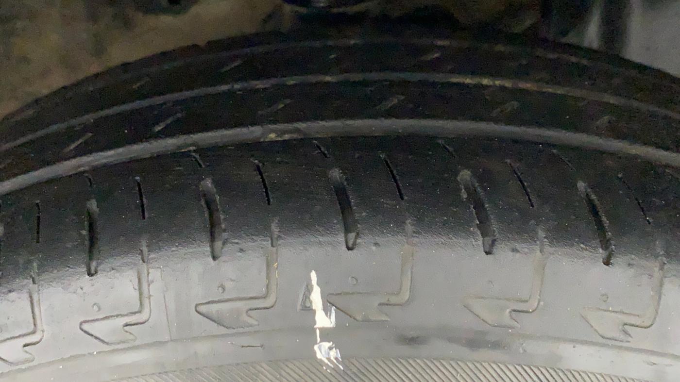 2020 Maruti IGNIS ZETA 1.2, Petrol, Manual, 46,300 km, Right Front Tyre Tread