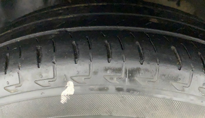 2020 Maruti IGNIS ZETA 1.2, Petrol, Manual, 46,300 km, Left Front Tyre Tread