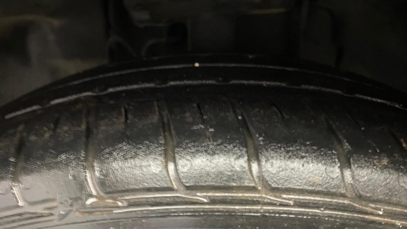 2021 Tata Tiago XZA PLUS PETROL, Petrol, Automatic, 20,747 km, Left Front Tyre Tread