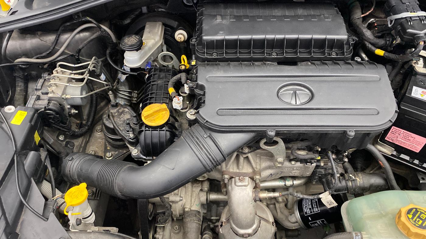 2021 Tata Tiago XZA PLUS PETROL, Petrol, Automatic, 20,747 km, Engine View - Right