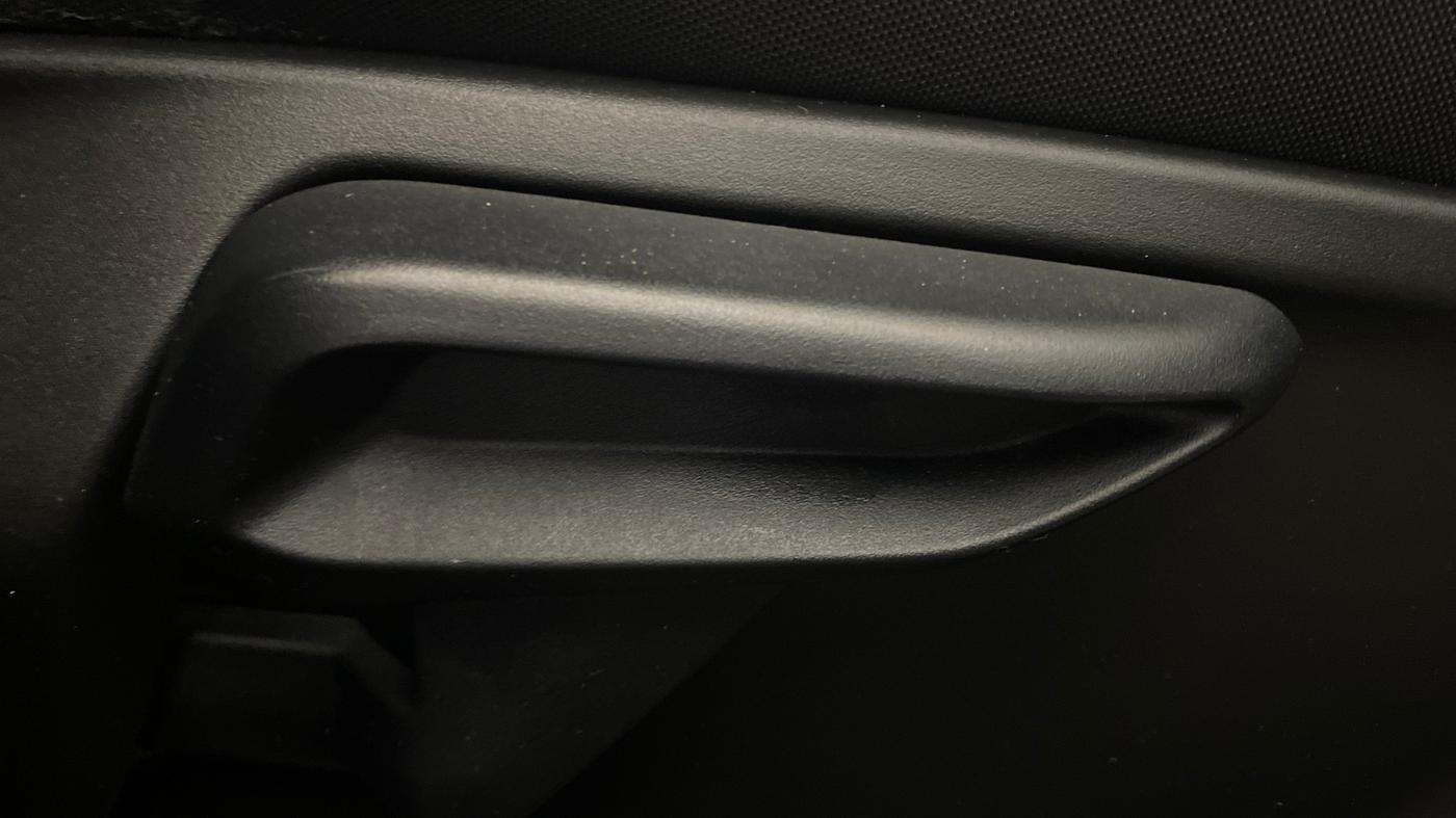 2021 Tata Tiago XZA PLUS PETROL, Petrol, Automatic, 20,747 km, Driver Side Adjustment Panel