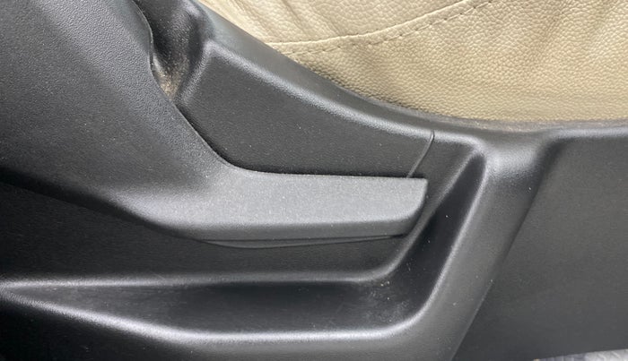 2021 Maruti New Wagon-R VXI (O) 1.2, Petrol, Manual, 45,217 km, Driver Side Adjustment Panel