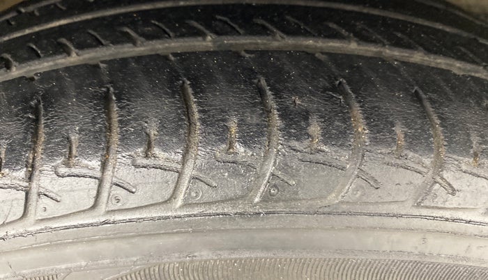 2021 Maruti New Wagon-R VXI (O) 1.2, Petrol, Manual, 45,217 km, Right Front Tyre Tread