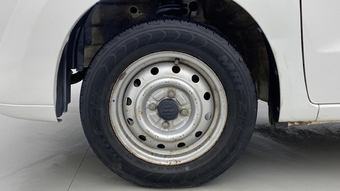 2011 Maruti Wagon R 1.0 LXI, Petrol, Manual, 38,315 km, Left Front Wheel