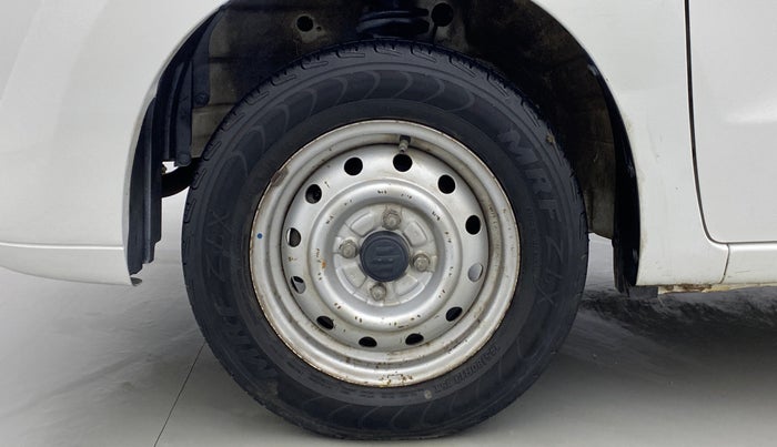 2011 Maruti Wagon R 1.0 LXI, Petrol, Manual, 38,315 km, Left Front Wheel