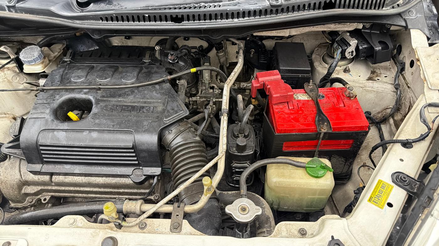 2017 Maruti Wagon R 1.0 VXI, Petrol, Manual, 56,857 km, Engine View - Left