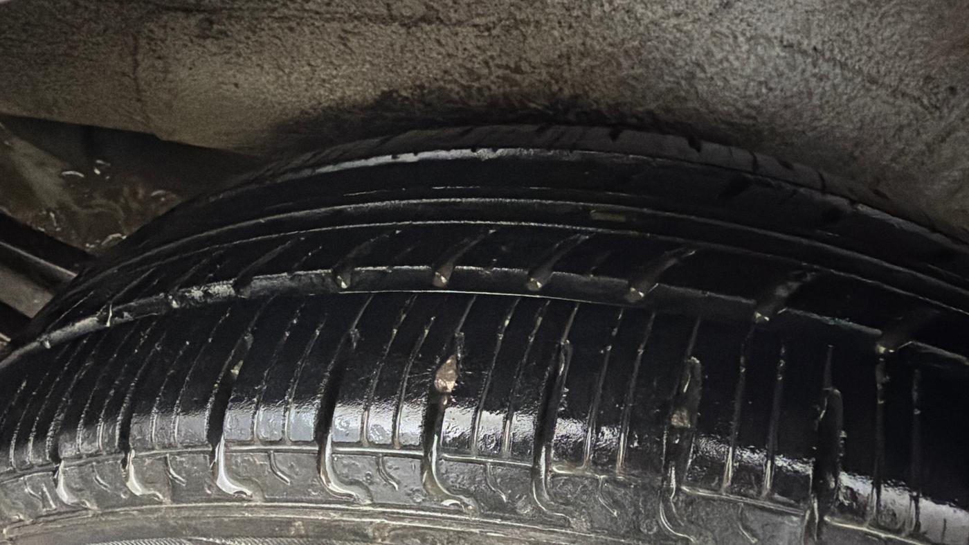 2017 Maruti Wagon R 1.0 VXI, Petrol, Manual, 56,857 km, Left Rear Tyre Tread