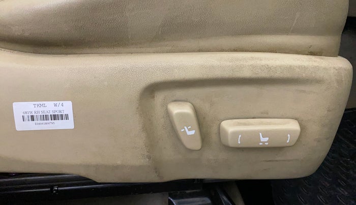 2018 Toyota YARIS VX CVT, Petrol, Automatic, 46,566 km, Driver Side Adjustment Panel