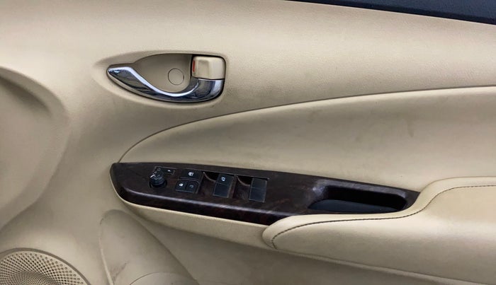 2018 Toyota YARIS VX CVT, Petrol, Automatic, 46,566 km, Driver Side Door Panels Control