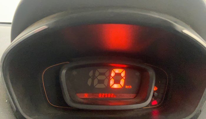 2017 Renault Kwid RXT 1.0 AMT, Petrol, Automatic, 82,539 km, Odometer Image