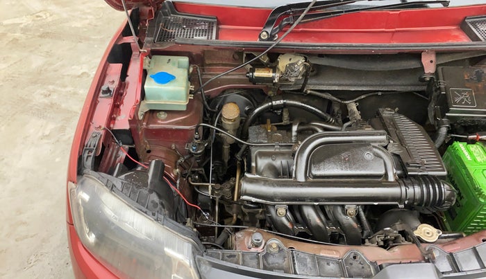 2017 Renault Kwid RXT 1.0 AMT, Petrol, Automatic, 82,539 km, Engine View - Right