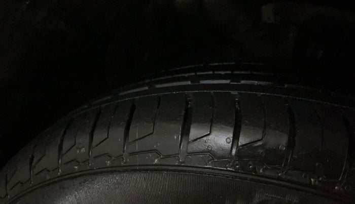 2021 KIA SELTOS HTX 1.5 PETROL, Petrol, Manual, 93,352 km, Right Front Tyre Tread