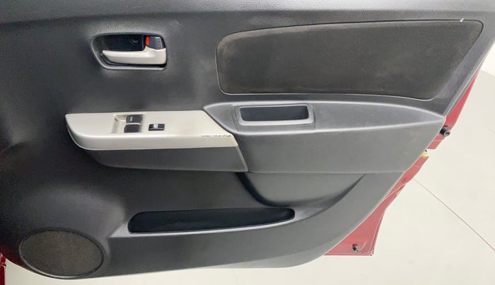 2011 Maruti Wagon R 1.0 LXI CNG, CNG, Manual, 72,438 km, Driver Side Door Panels Control