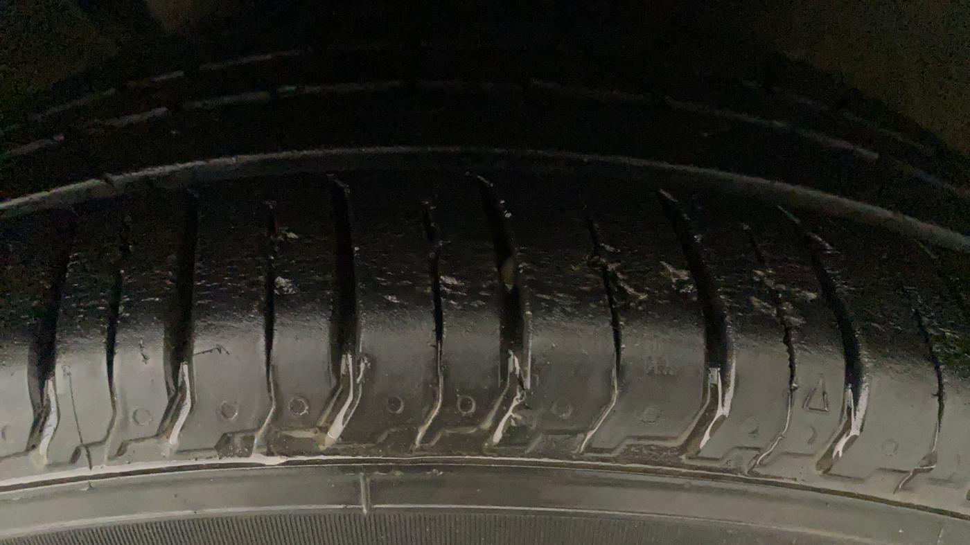 2021 Hyundai NEW I20 ASTA (O) 1.0 TURBO GDI DCT, Petrol, Automatic, 14,008 km, Left Front Tyre Tread