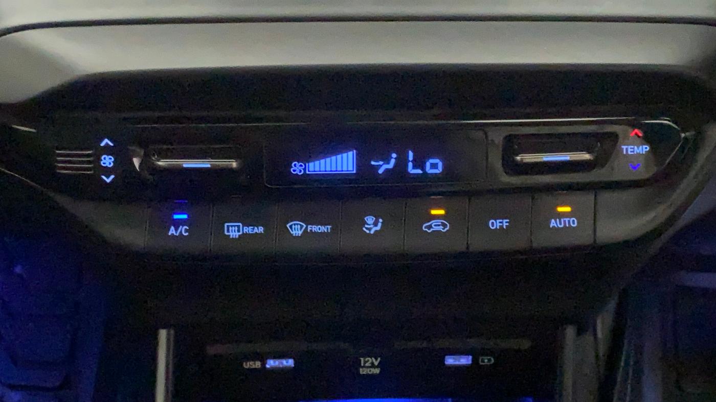 2021 Hyundai NEW I20 ASTA (O) 1.0 TURBO GDI DCT, Petrol, Automatic, 14,008 km, Automatic Climate Control