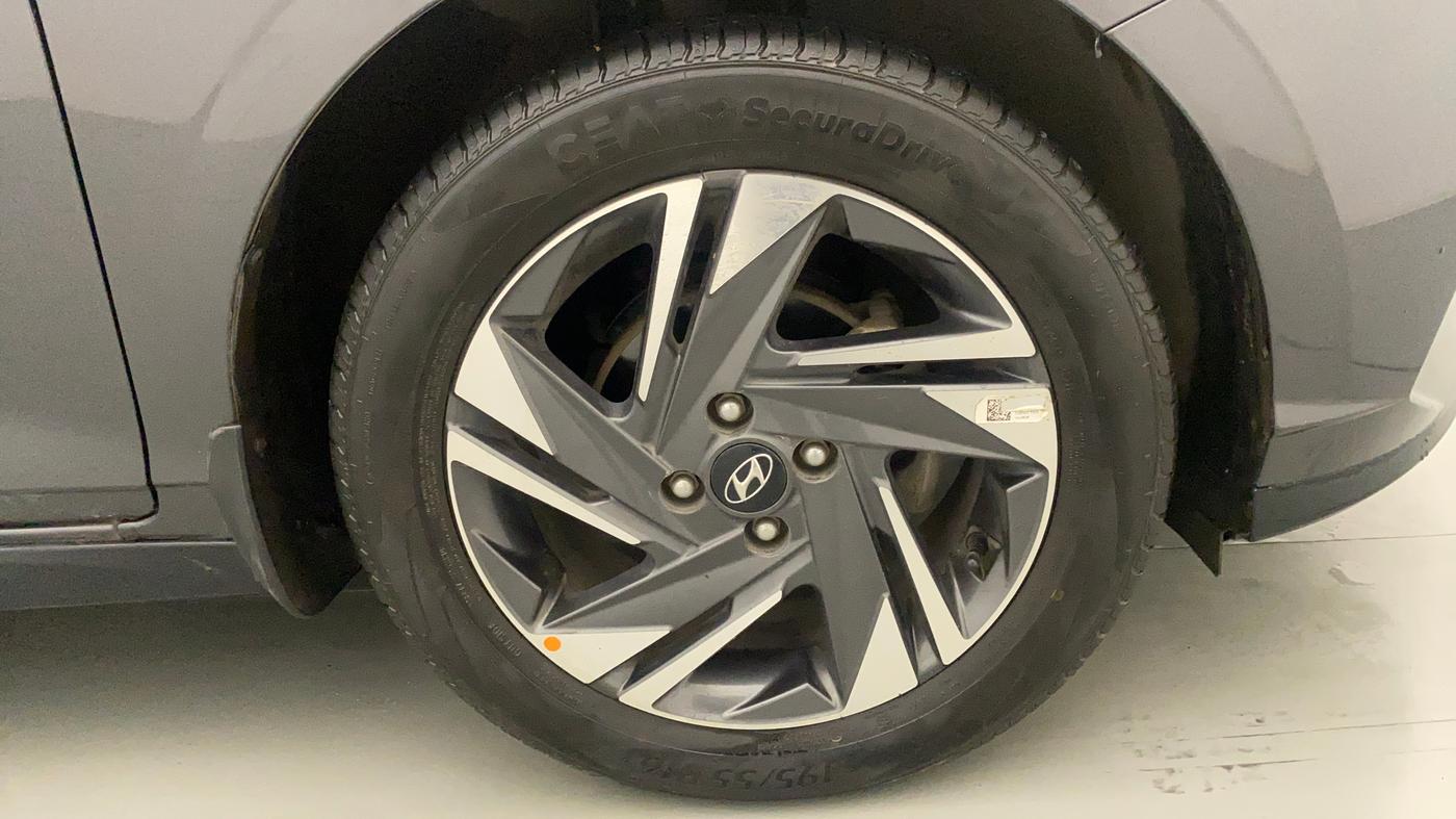 2021 Hyundai NEW I20 ASTA (O) 1.0 TURBO GDI DCT, Petrol, Automatic, 14,008 km, Right Front Wheel