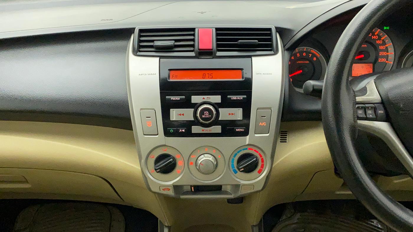 2011 Honda City 1.5L I-VTEC S MT, CNG, Manual, 1,16,586 km, Air Conditioner