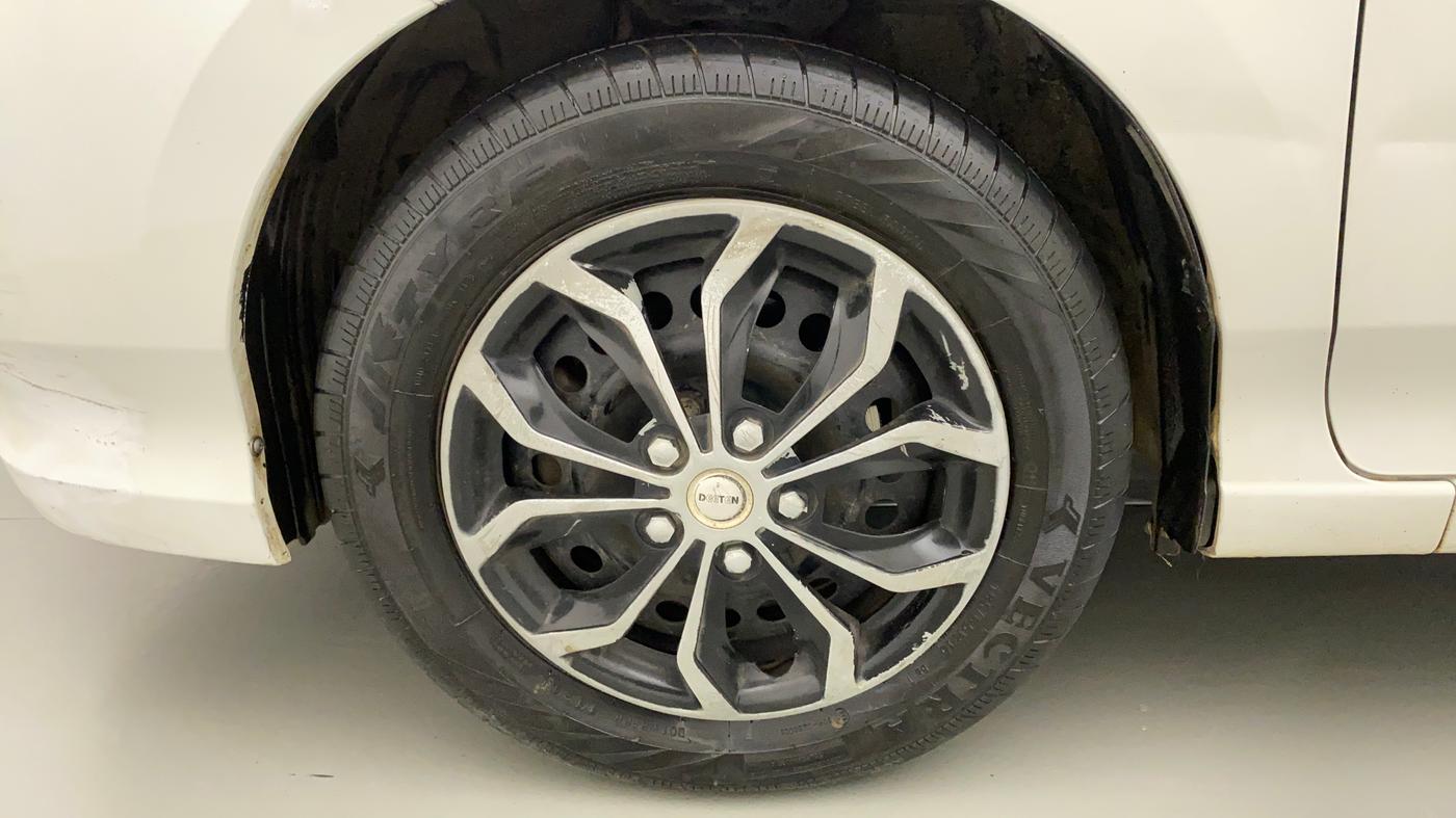 2011 Honda City 1.5L I-VTEC S MT, CNG, Manual, 1,16,586 km, Left Front Wheel