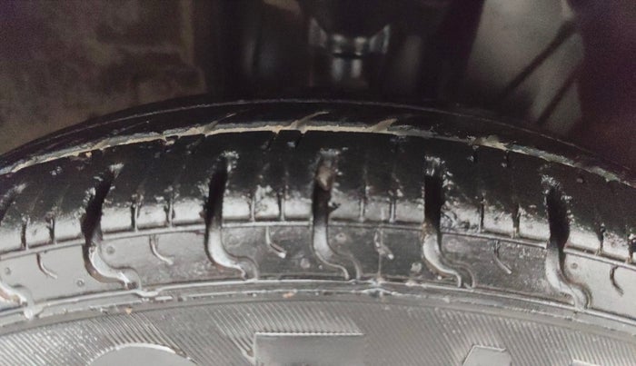 2019 Datsun Redi Go S 1.0 AMT, Petrol, Automatic, 28,049 km, Left Front Tyre Tread