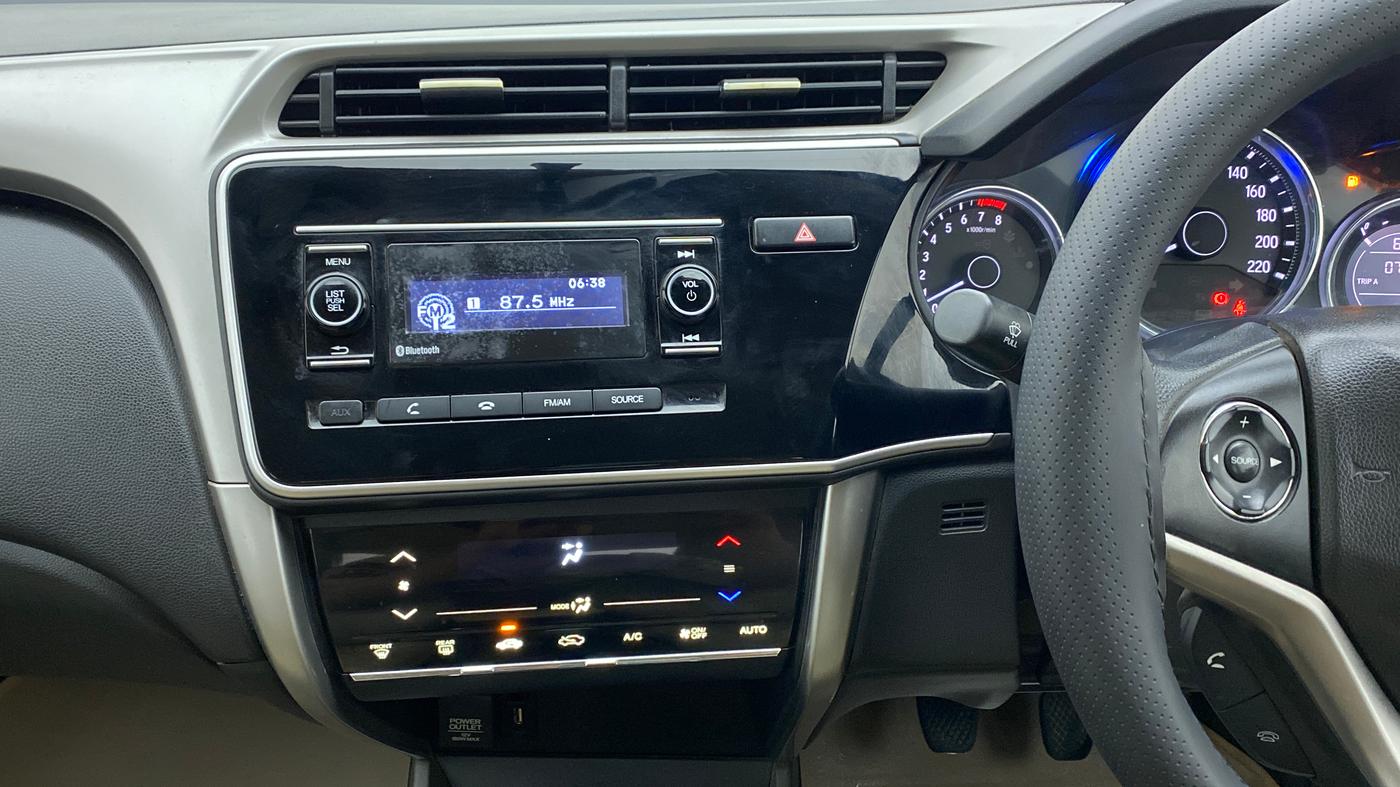 2018 Honda City SV MT EDGE EDITION PETROL, Petrol, Manual, 76,483 km, Air Conditioner