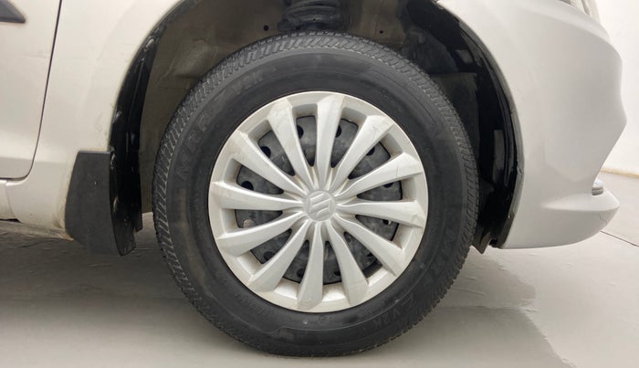 2016 Maruti Swift Dzire VXI, Petrol, Manual, 68,086 km, Right Front Wheel
