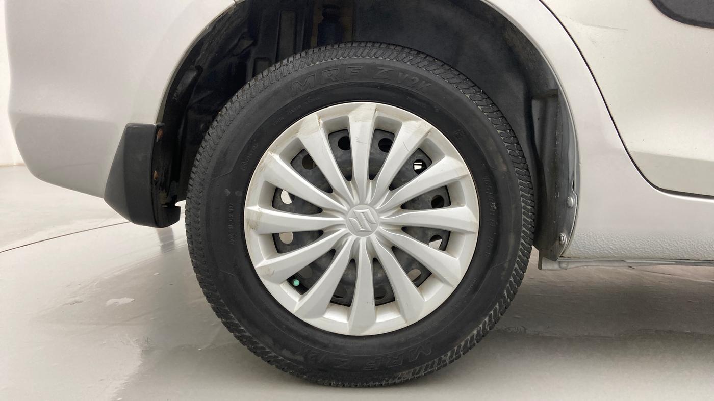 2016 Maruti Swift Dzire VXI, Petrol, Manual, 68,086 km, Right Rear Wheel