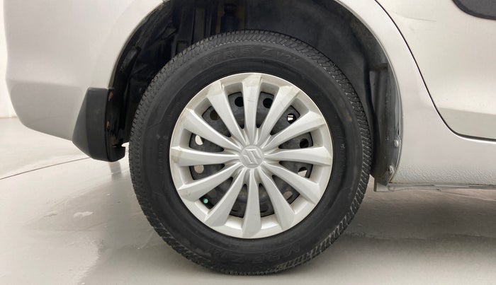 2016 Maruti Swift Dzire VXI, Petrol, Manual, 68,086 km, Right Rear Wheel