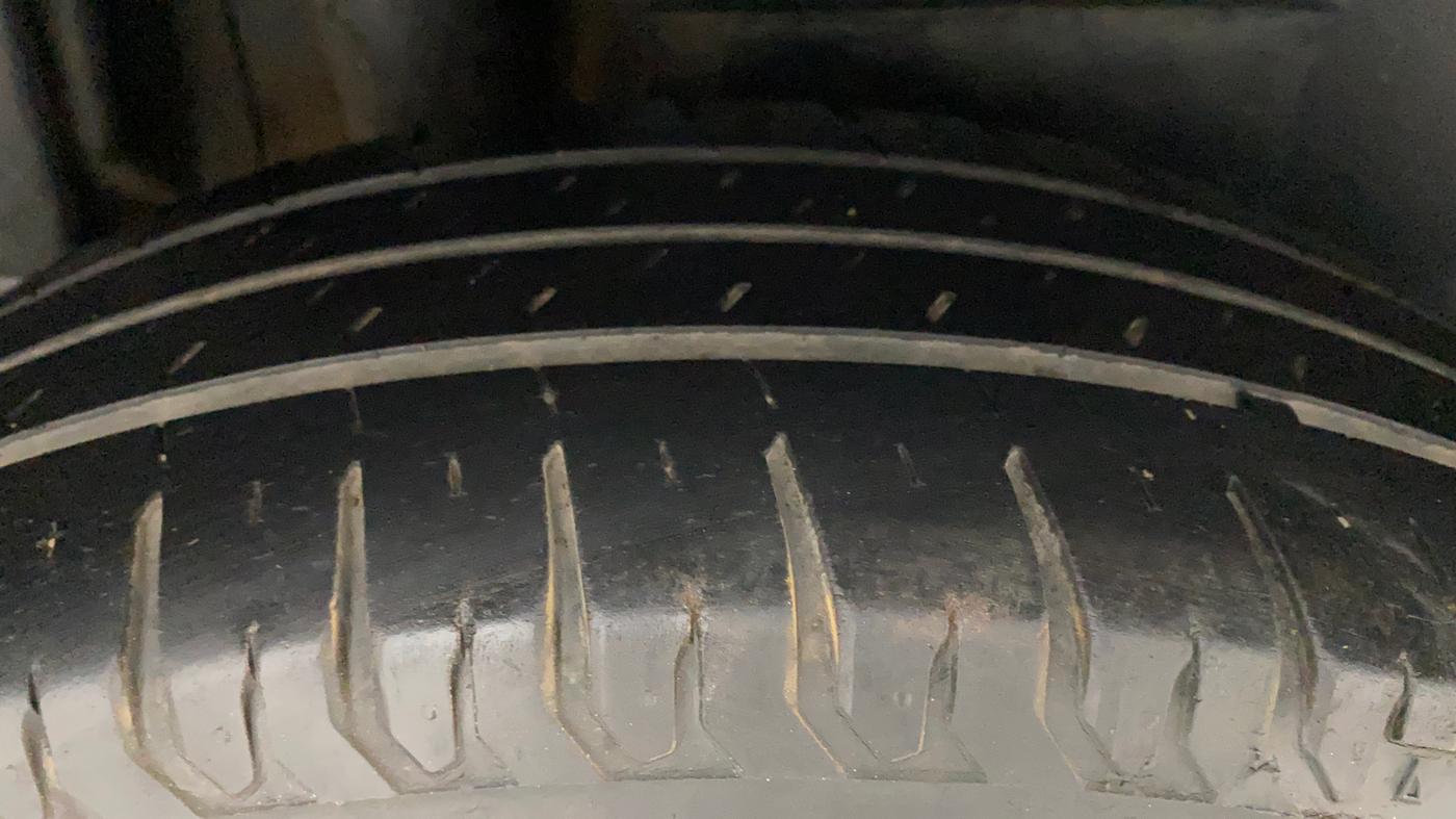 2019 Maruti Dzire ZXI PLUS AMT, Petrol, Automatic, 47,510 km, Right Rear Tyre Tread