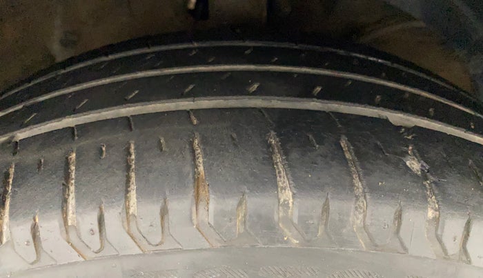 2019 Maruti Dzire ZXI PLUS AMT, Petrol, Automatic, 47,510 km, Right Front Tyre Tread