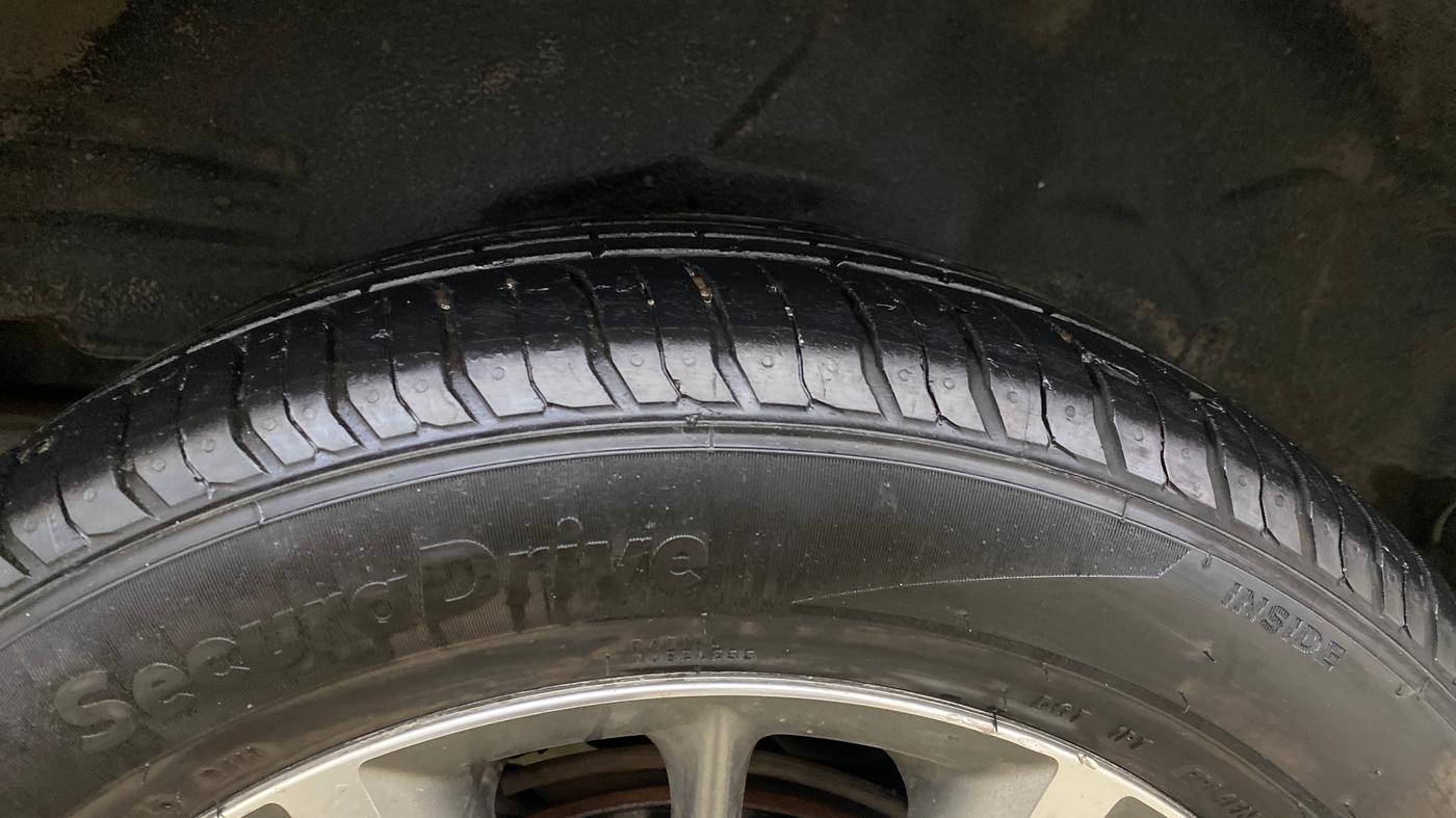 2015 Toyota Corolla Altis VL CVT PETROL, Petrol, Automatic, 79,233 km, Right Rear Tyre Tread