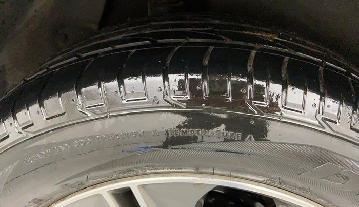 2018 Hyundai Creta 1.6 SX PLUS AUTO PETROL, Petrol, Automatic, 26,715 km, Right Rear Tyre Tread