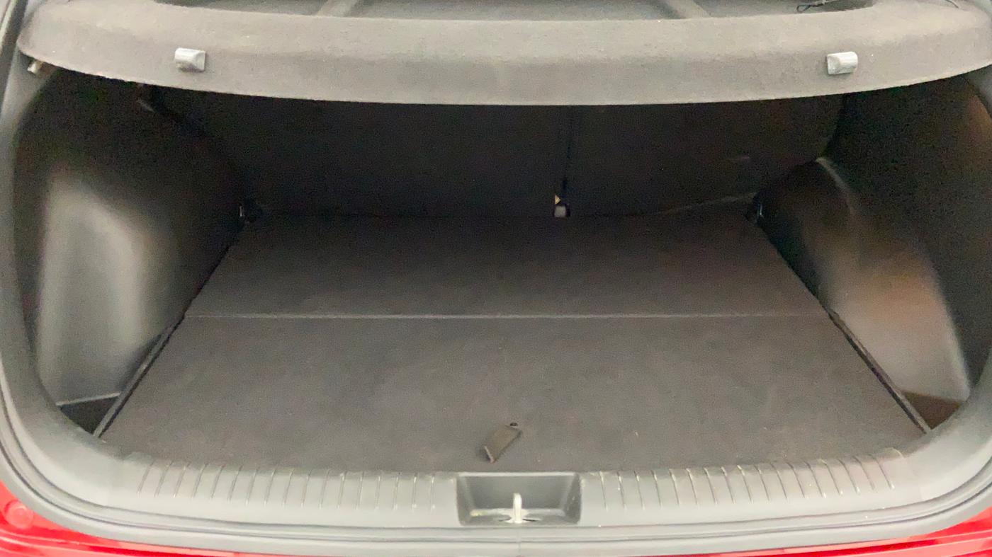 2018 Hyundai Creta 1.6 SX PLUS AUTO PETROL, Petrol, Automatic, 26,715 km, Boot Inside View