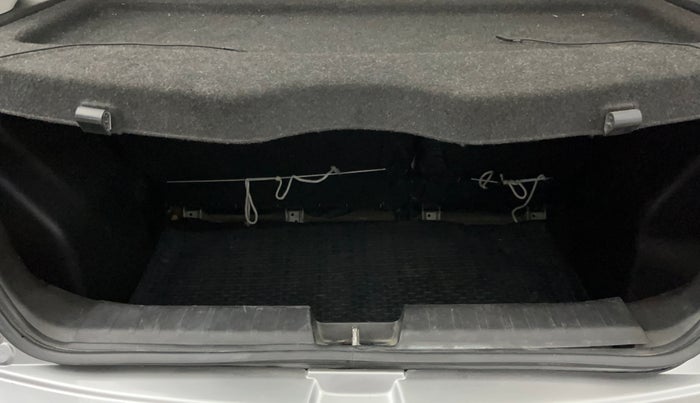 2018 Maruti Baleno DELTA PETROL 1.2, Petrol, Manual, 35,810 km, Boot Inside