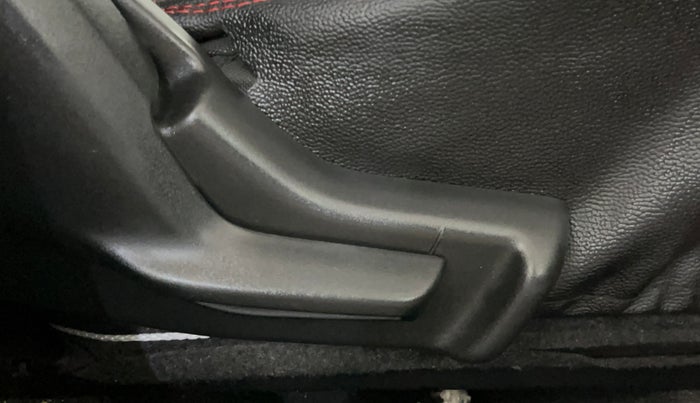 2018 Maruti Baleno DELTA PETROL 1.2, Petrol, Manual, 35,810 km, Driver Side Adjustment Panel