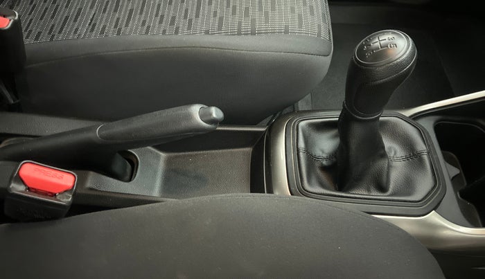 2019 Maruti IGNIS SIGMA 1.2, Petrol, Manual, 4,067 km, Gear Lever