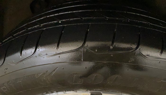 2020 KIA SELTOS GTX AT 1.4 PETROL, Petrol, Automatic, 71,430 km, Right Rear Tyre Tread